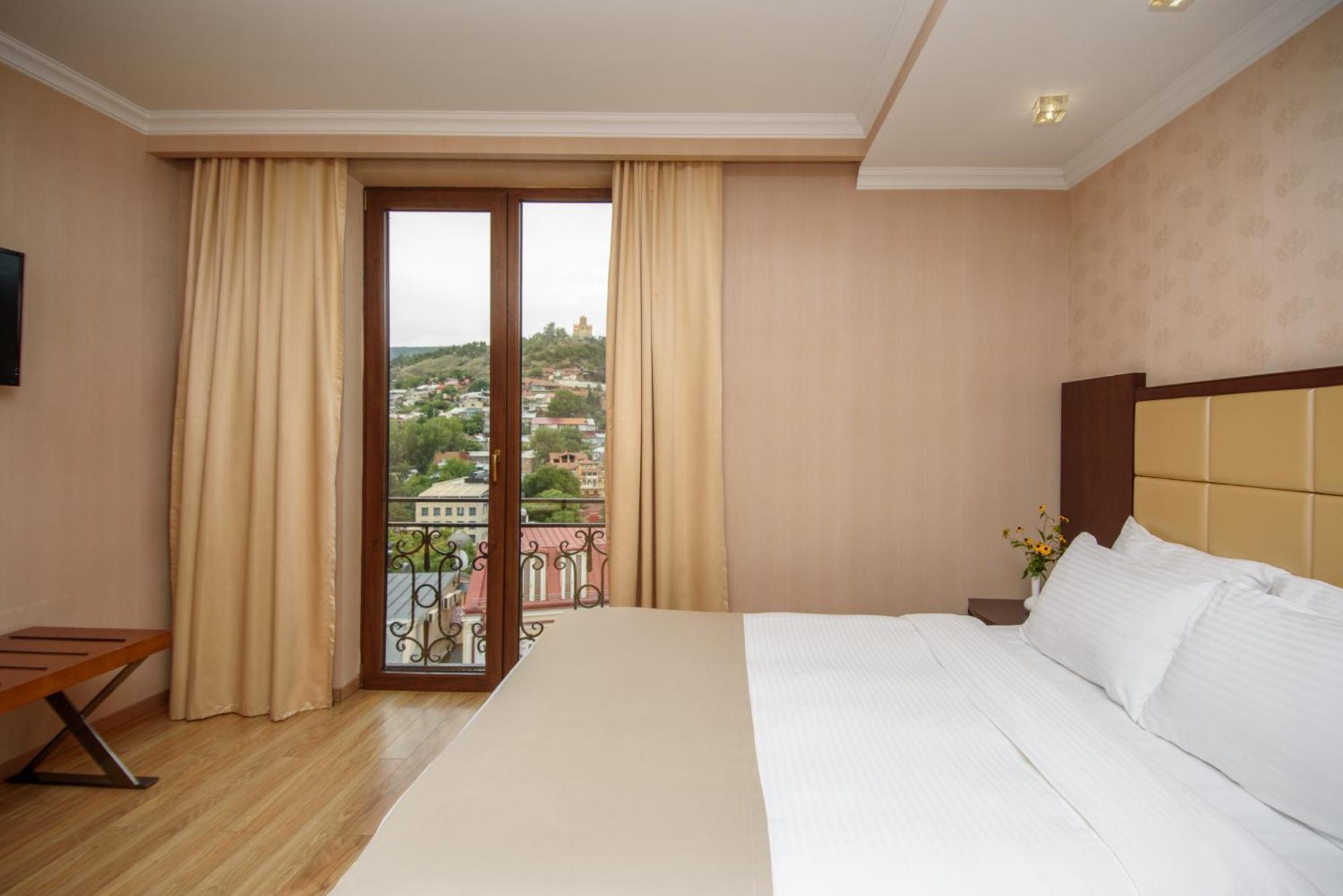 Chambre Double - Vue sur Montagne