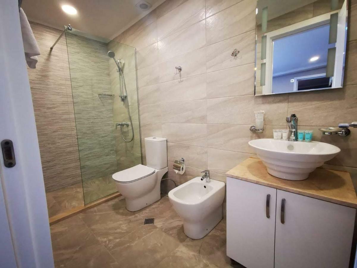 Chambre Familiale avec Terrasse