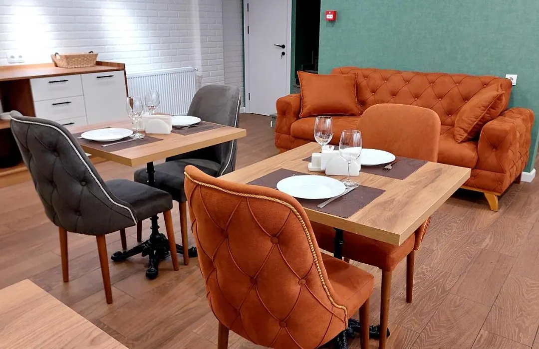 Falcon Boutique Hotel-1