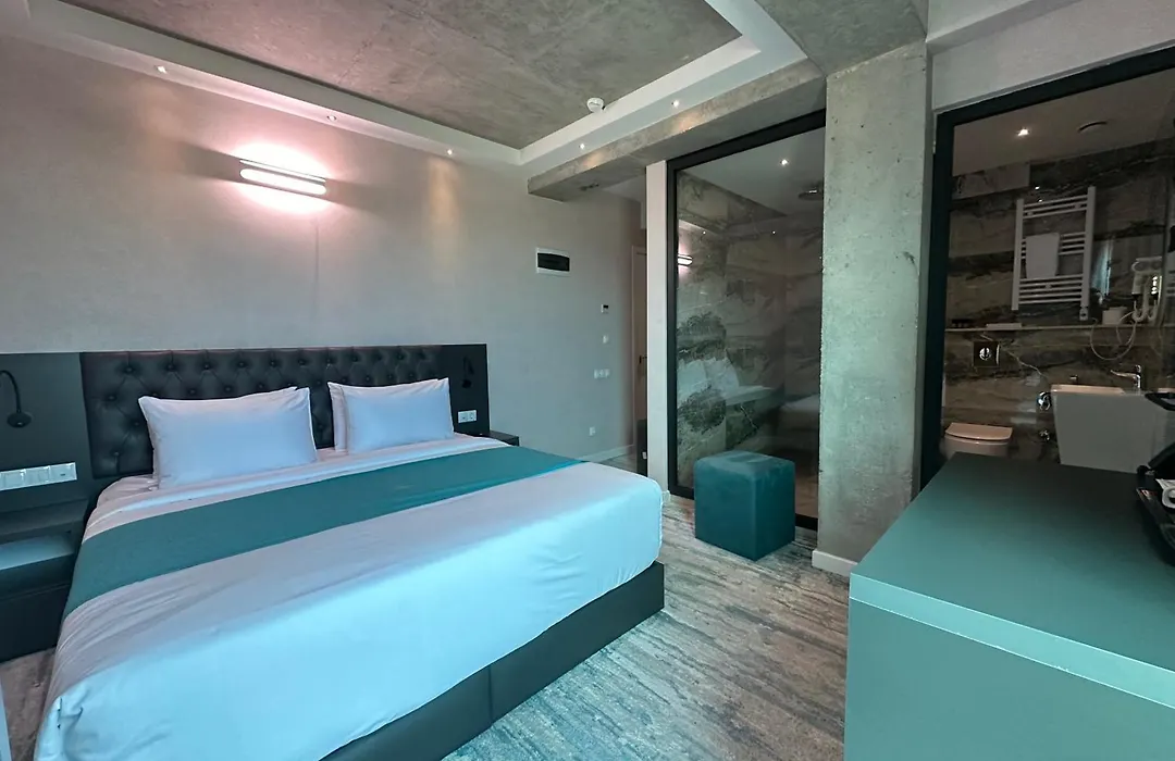 Mit Hotel Tbilisi-1