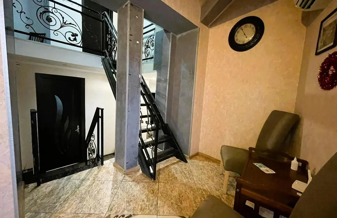 Georgian Guest House On Asatiani-1