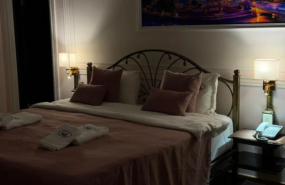 S&L Boutique Hotel-1