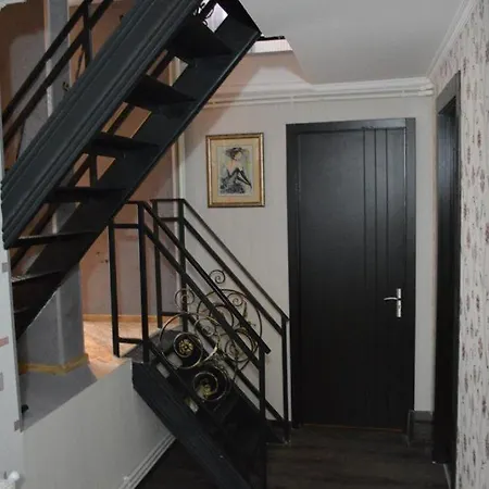 Georgian Guest House On Asatiani-2